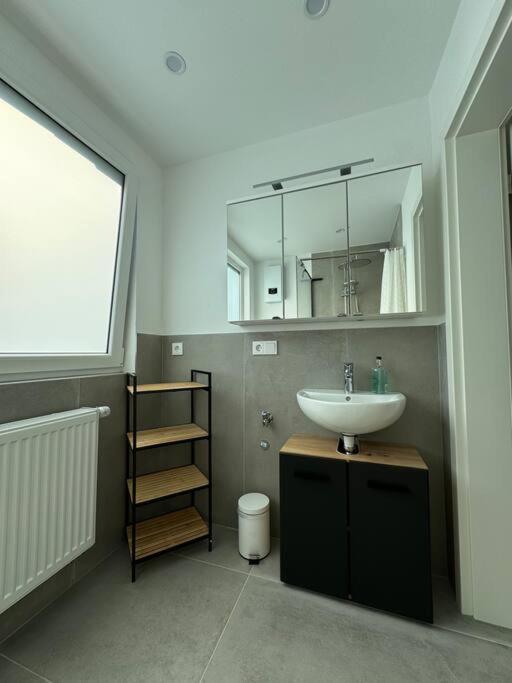Ferienwohnung Quartier Ht13 Rheinblick Koblenz  Exterior foto